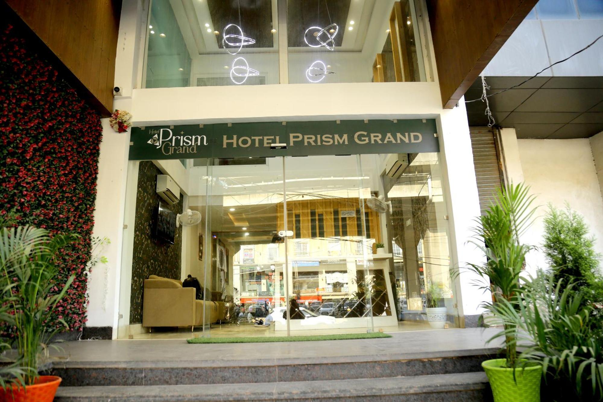 Hotel Prism Grand Zirakpur Exterior foto